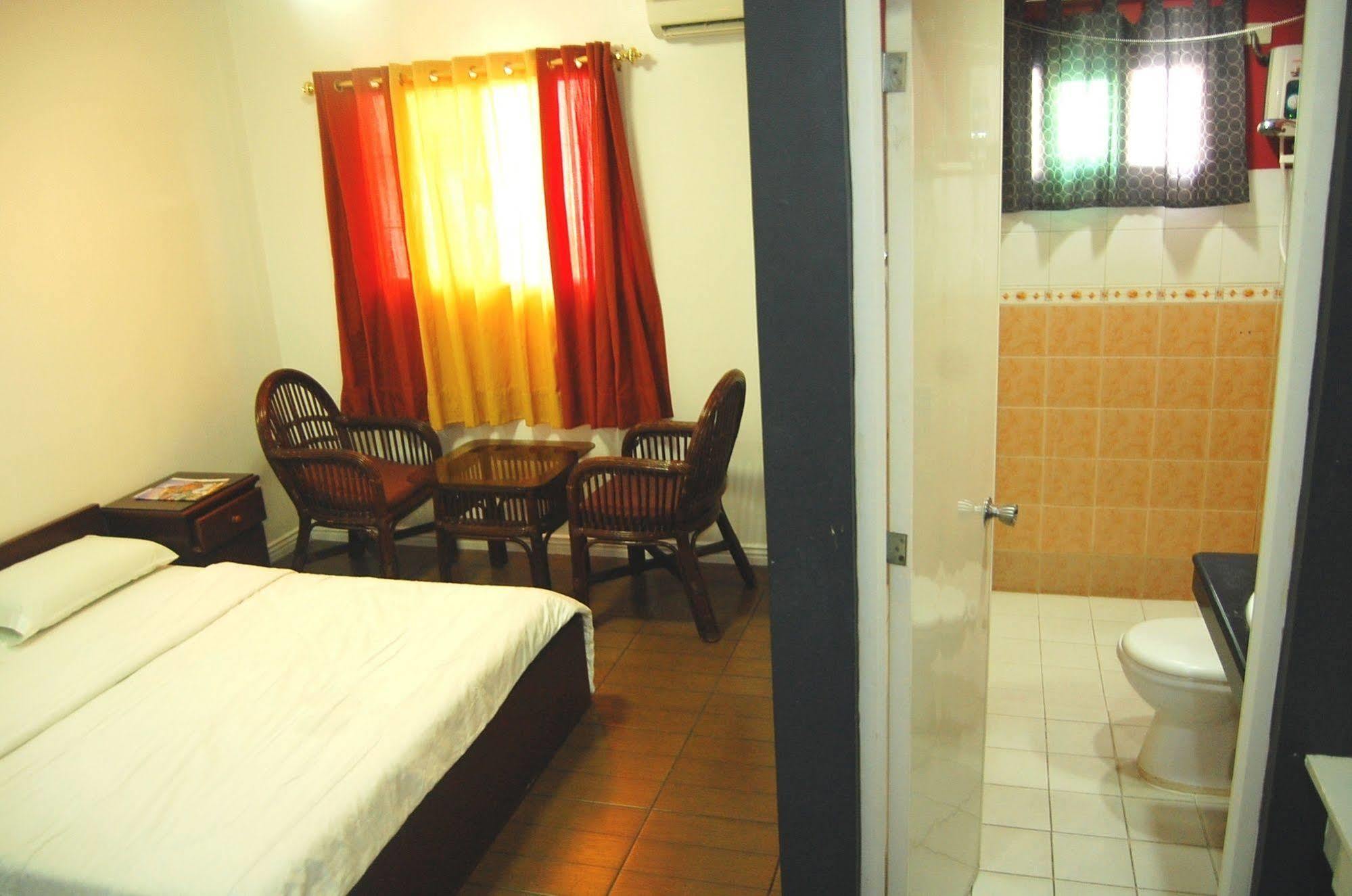 Rumi Apartelle Hotel Angeles Exterior foto